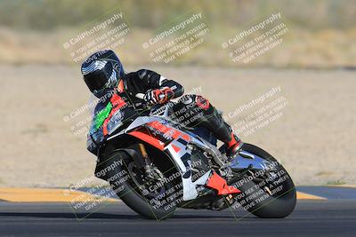 media/May-14-2023-SoCal Trackdays (Sun) [[024eb53b40]]/Turn 7 (740am)/